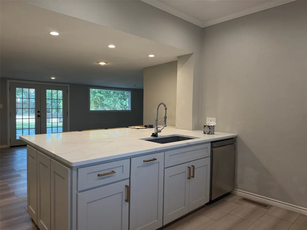 926 Calaveras Street Graham, TX 76450