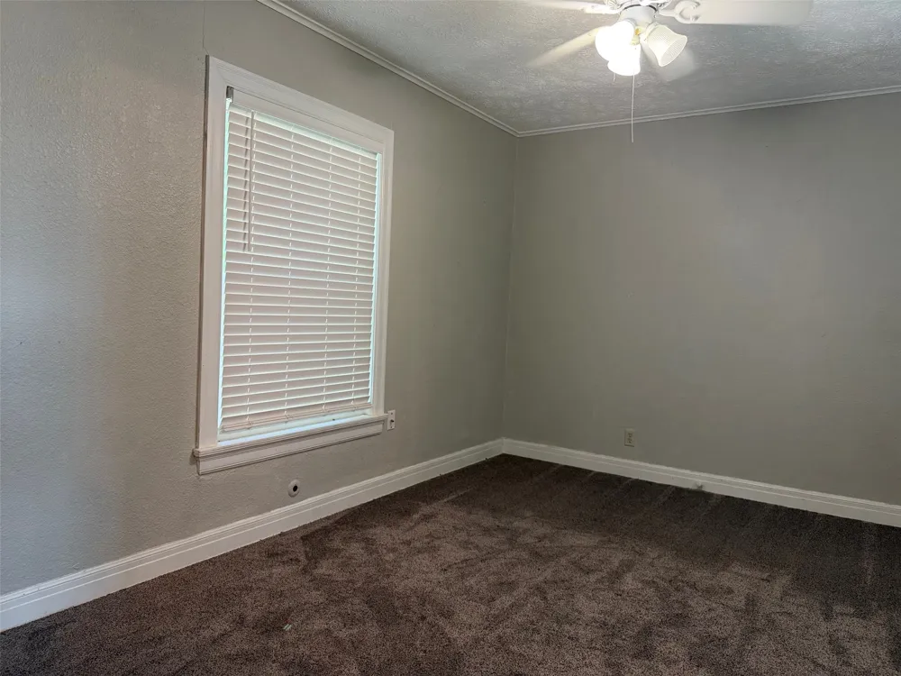 926 Calaveras Street Graham, TX 76450