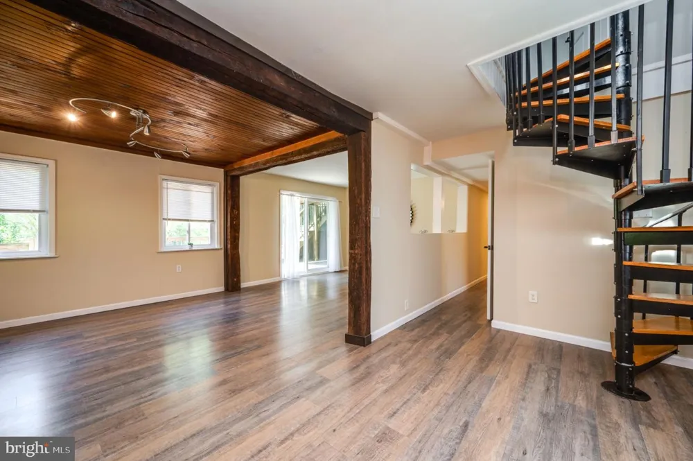 596 CHRISTMAN ROAD Kutztown, PA 19530