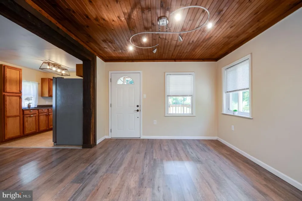 596 CHRISTMAN ROAD Kutztown, PA 19530