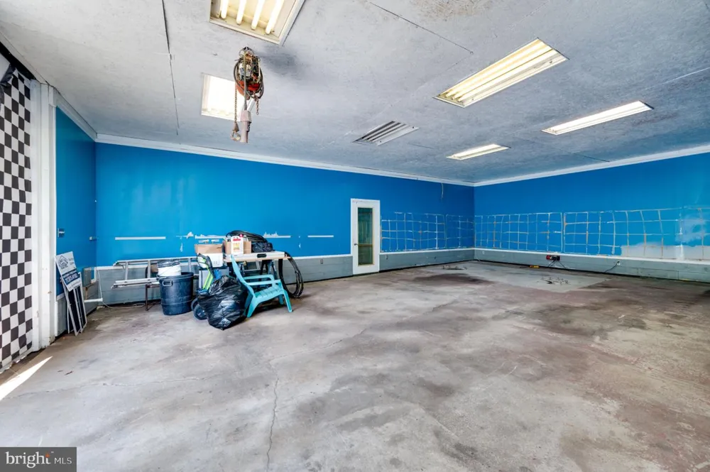 596 CHRISTMAN ROAD Kutztown, PA 19530