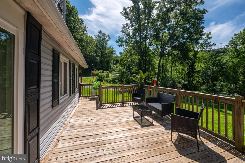 596 CHRISTMAN ROAD Kutztown, PA 19530