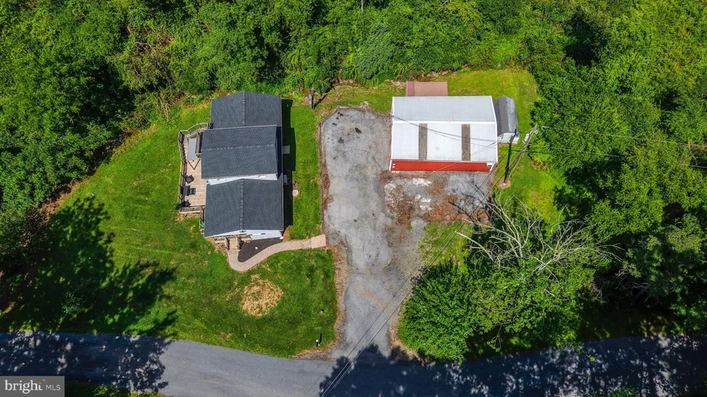 596 CHRISTMAN ROAD Kutztown, PA 19530