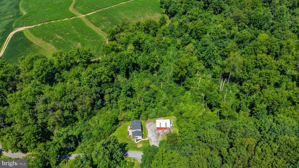 596 CHRISTMAN ROAD Kutztown, PA 19530