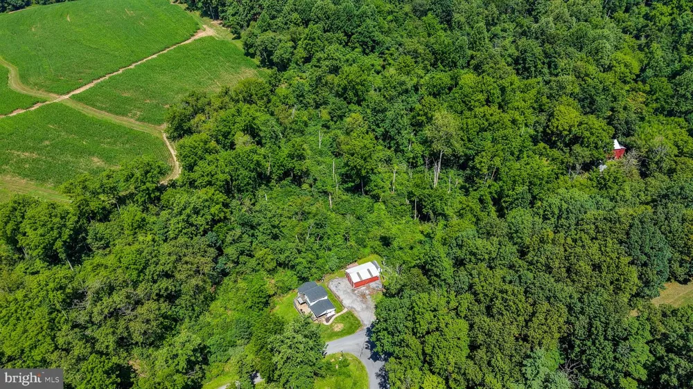 596 CHRISTMAN ROAD Kutztown, PA 19530