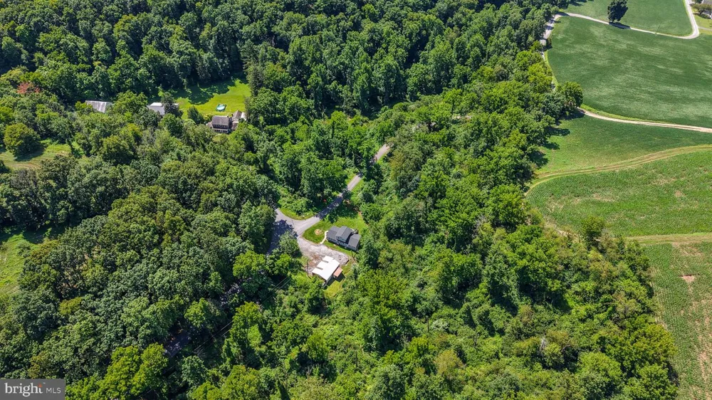 596 CHRISTMAN ROAD Kutztown, PA 19530