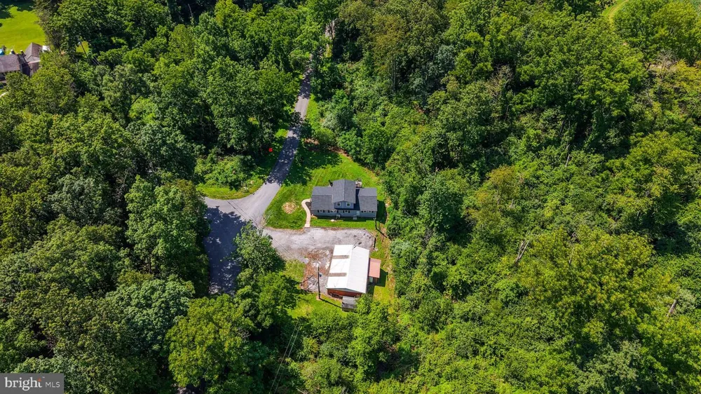 596 CHRISTMAN ROAD Kutztown, PA 19530