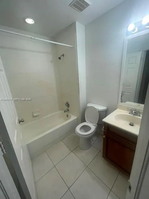 1992 Nassau Dr #- Riviera Beach, FL 33404