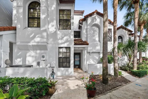 2359 TREASURE ISLE DRIVE #31