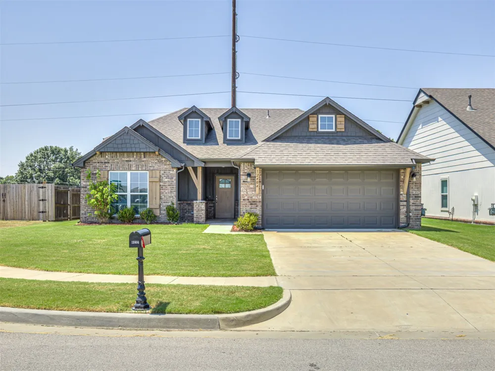 12404 130 EastAvenue Collinsville, OK 74021
