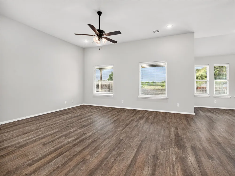 12404 130 EastAvenue Collinsville, OK 74021