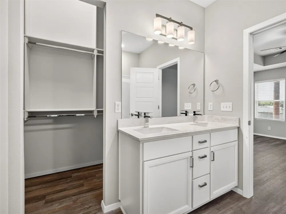 12404 130 EastAvenue Collinsville, OK 74021