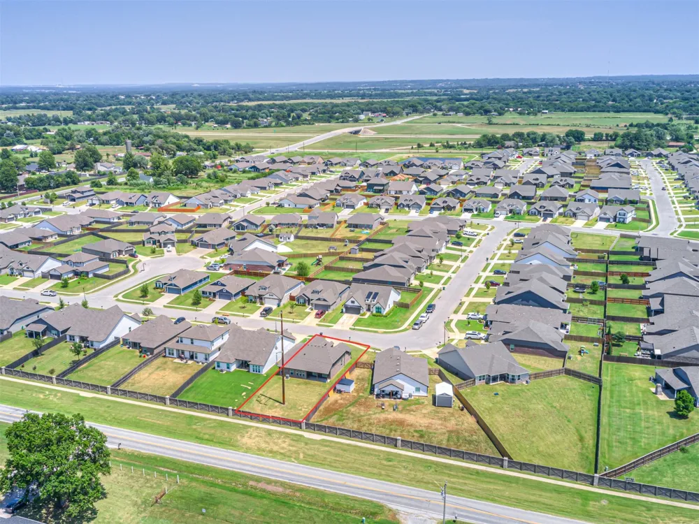 12404 130 EastAvenue Collinsville, OK 74021