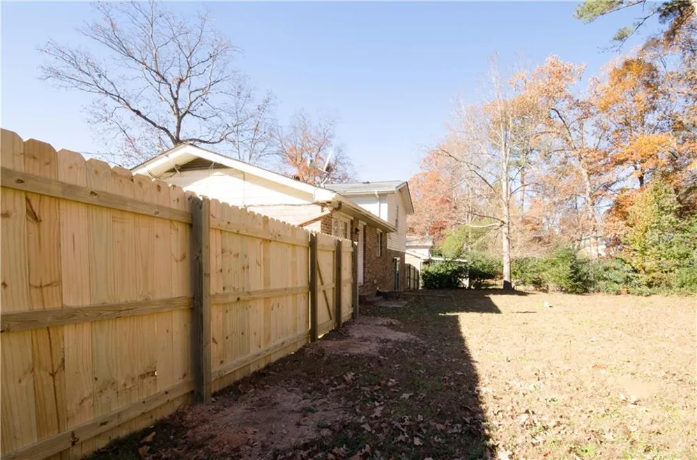 2621 Bailey Drive Norcross, GA 30071