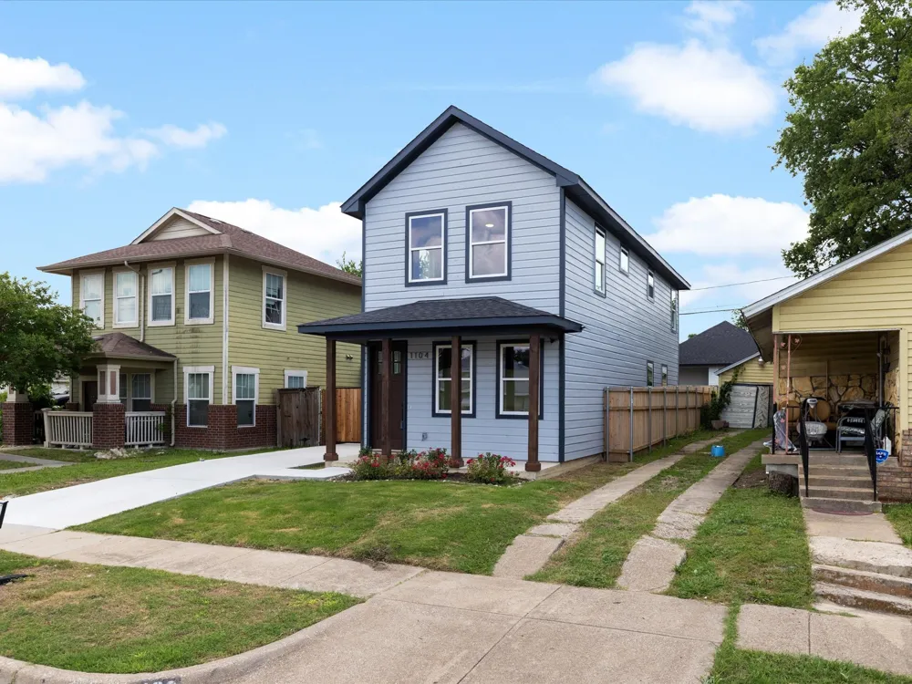 1104 E Annie Street Fort Worth, TX 76104