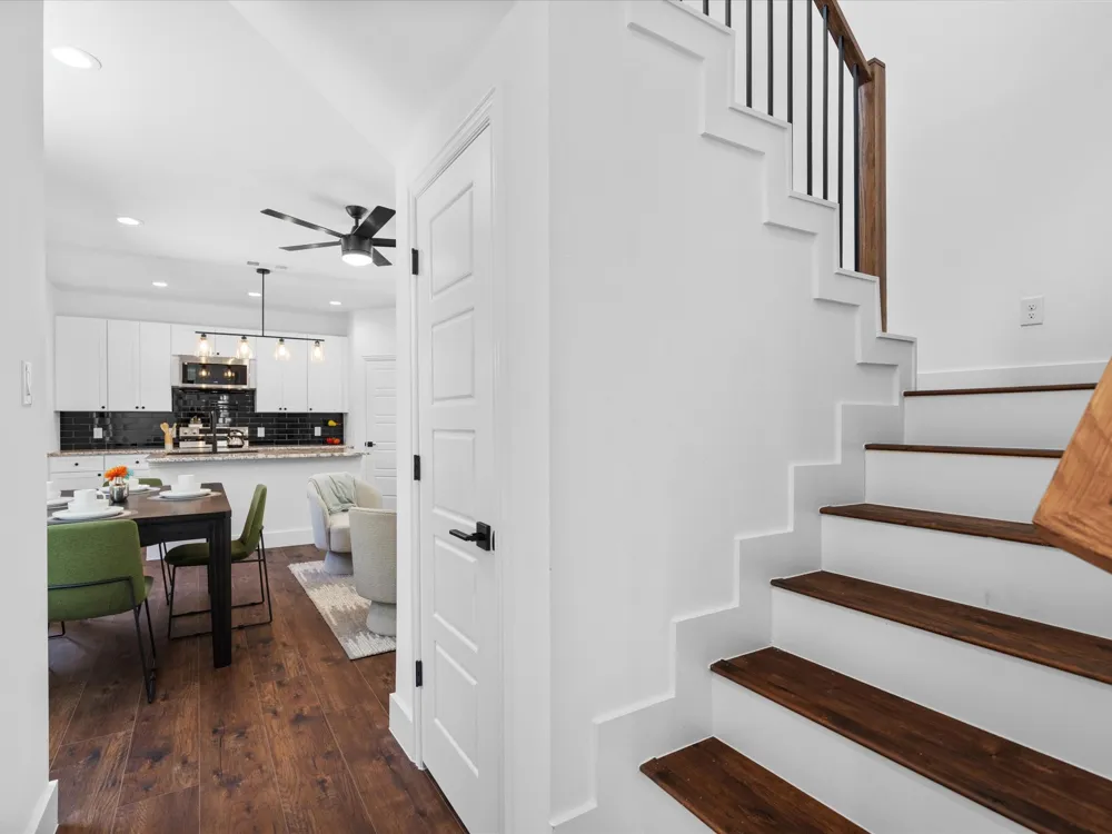 1104 E Annie Street Fort Worth, TX 76104