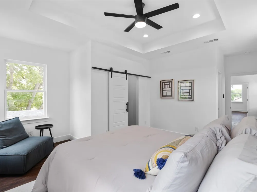 1104 E Annie Street Fort Worth, TX 76104