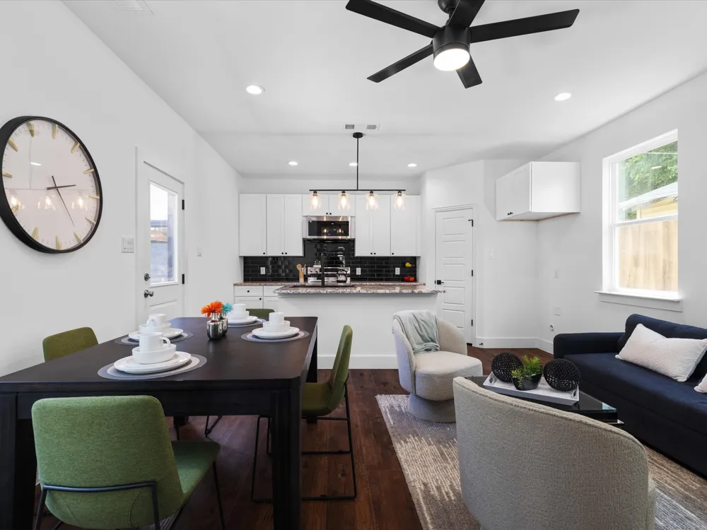1104 E Annie Street Fort Worth, TX 76104