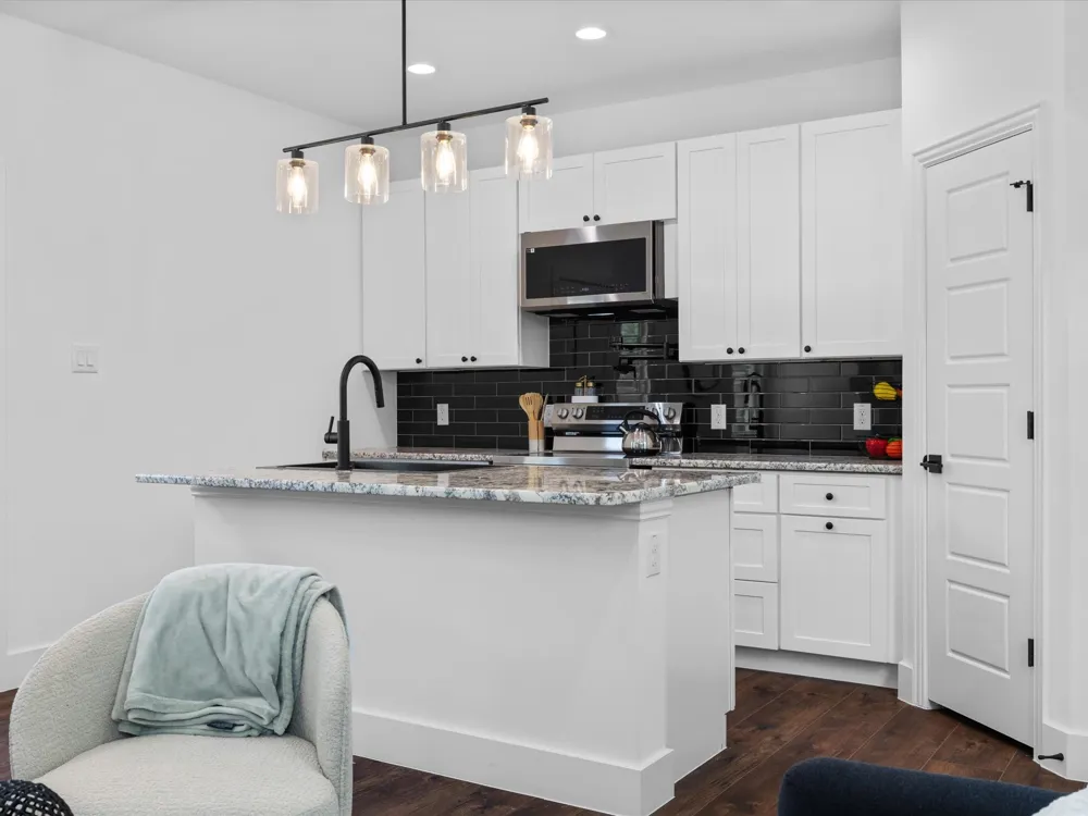 1104 E Annie Street Fort Worth, TX 76104