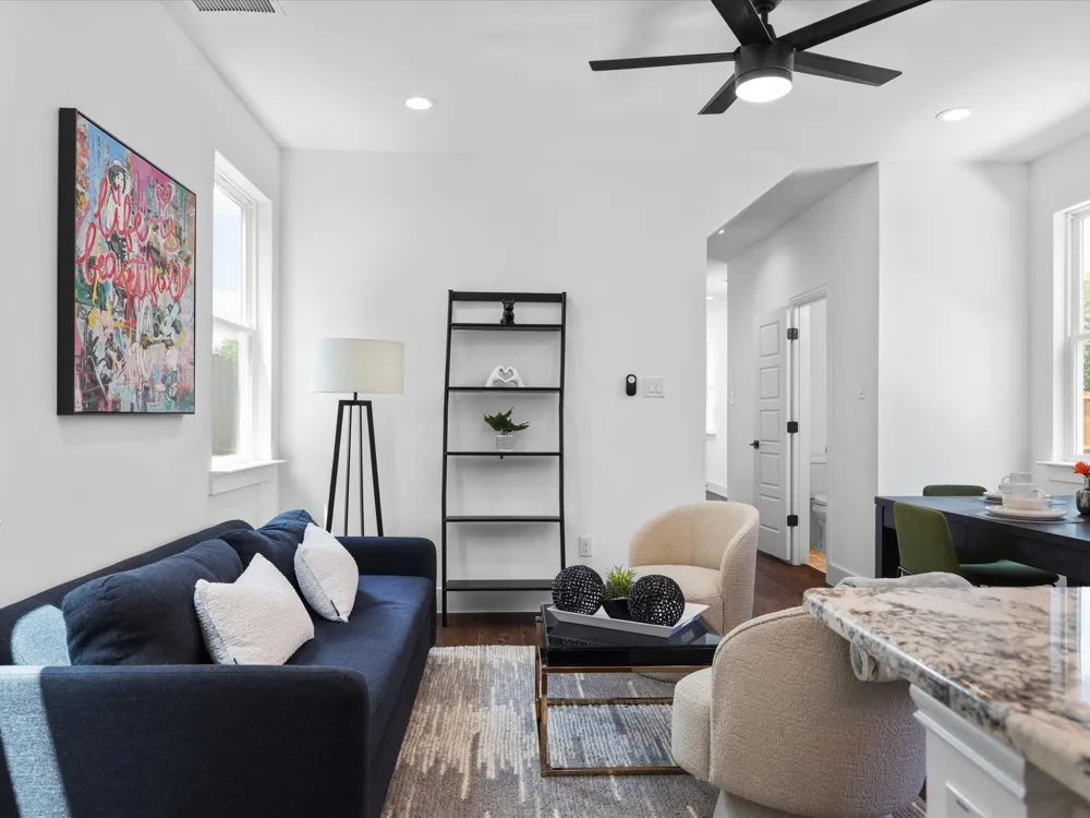 1104 E Annie Street Fort Worth, TX 76104