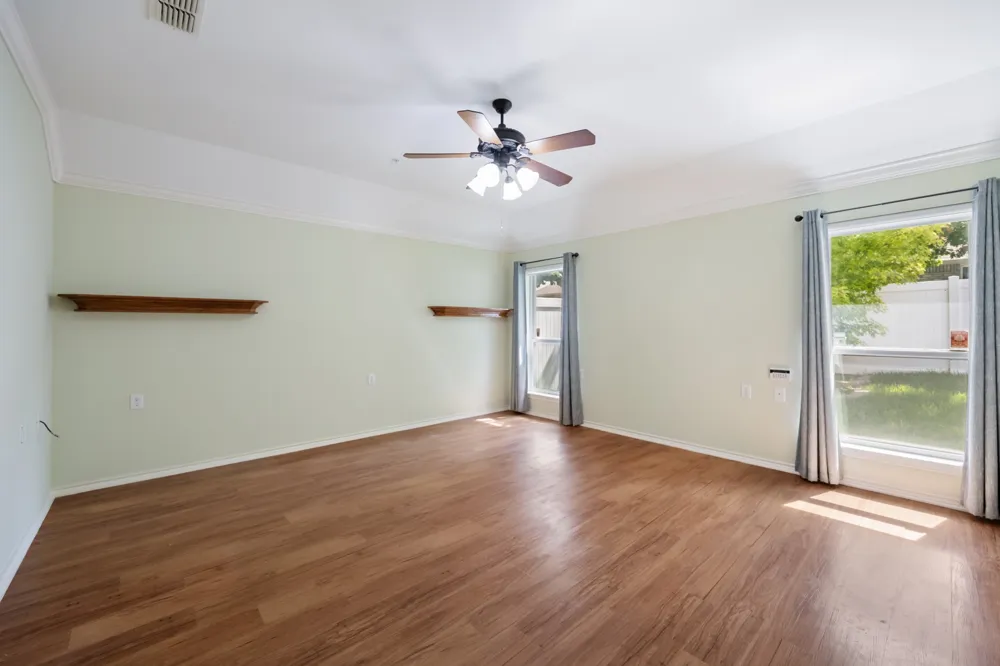 104 Enchanted Court Red Oak, TX 75154