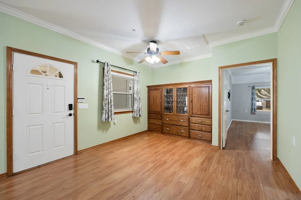 104 Enchanted Court Red Oak, TX 75154