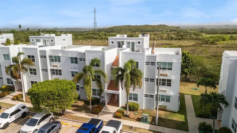 500 Jurel ST. COND. VEREDAS DEL MAR #APT 3-307 Vega Baja, PR 00693