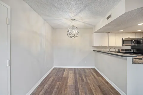 102 General Jackson Ln