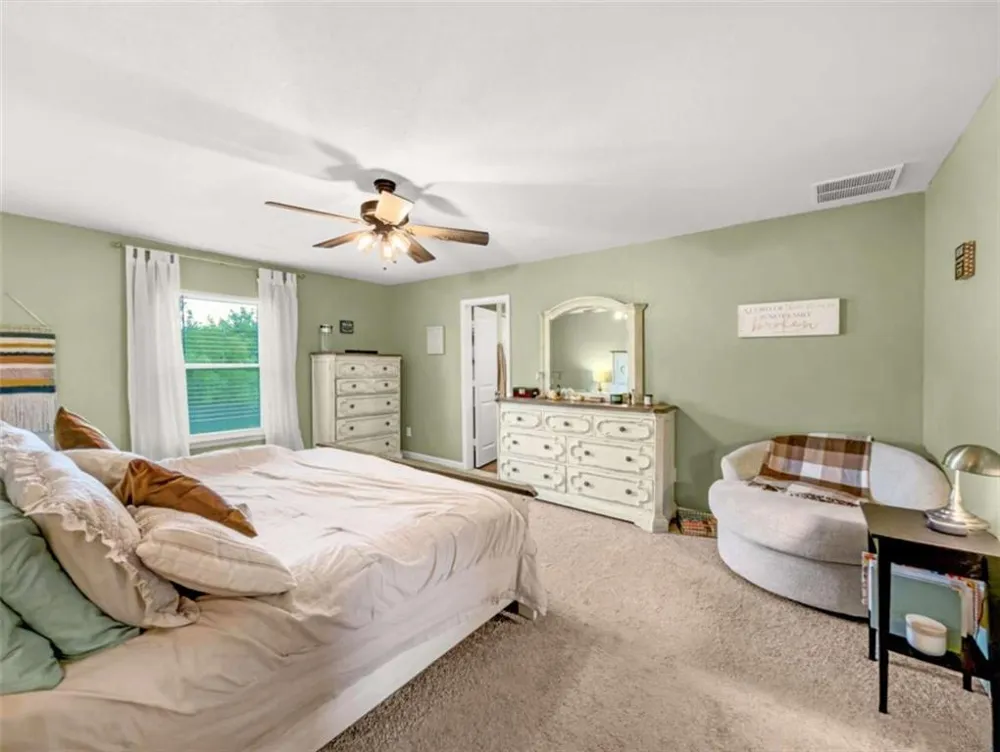 200 Oliver Drive Locust Grove, GA 30248