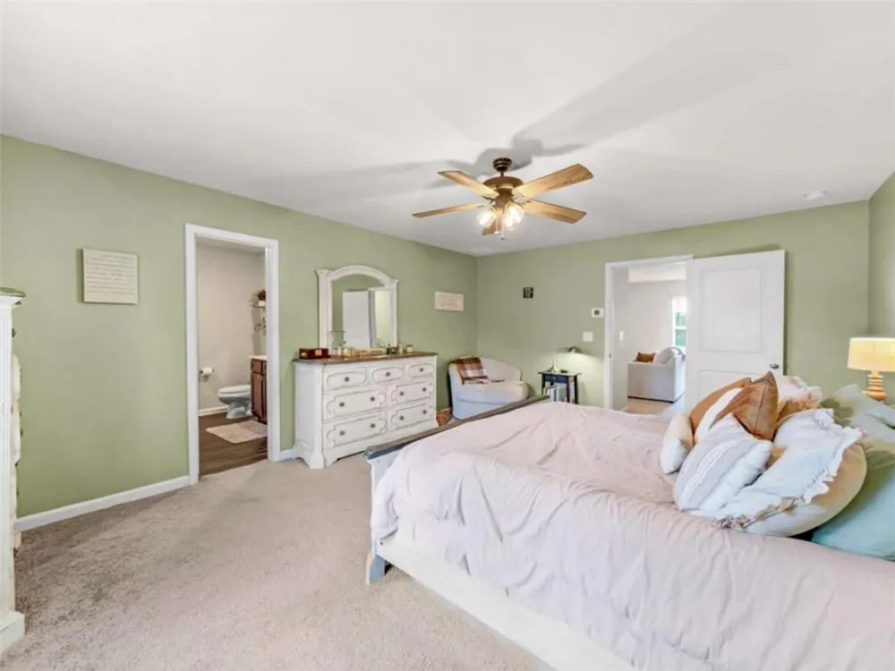 200 Oliver Drive Locust Grove, GA 30248