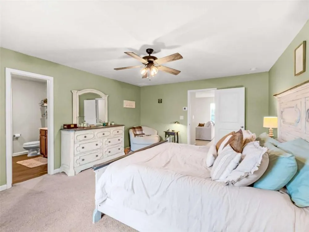 200 Oliver Drive Locust Grove, GA 30248