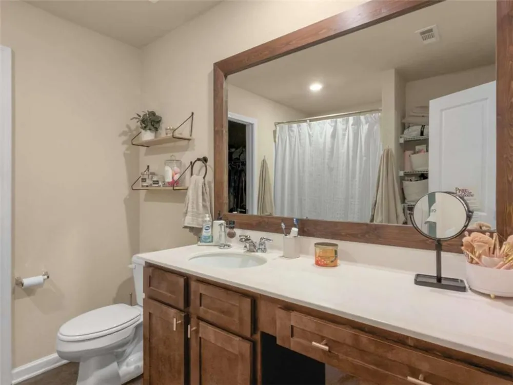 200 Oliver Drive Locust Grove, GA 30248