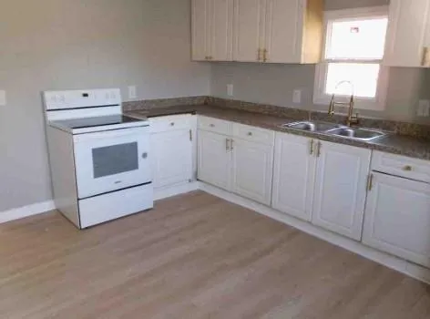 1195 Lawton Drive Macon, GA 31201