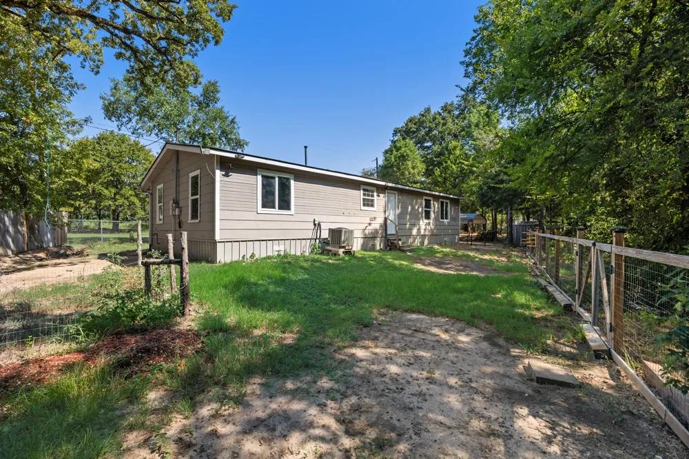 120 Garner Drive Mabank, TX 75156