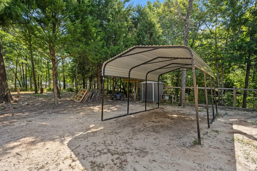 120 Garner Drive Mabank, TX 75156