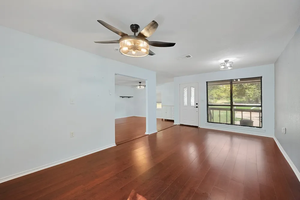 120 Garner Drive Mabank, TX 75156