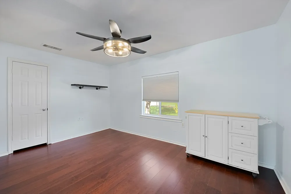 120 Garner Drive Mabank, TX 75156