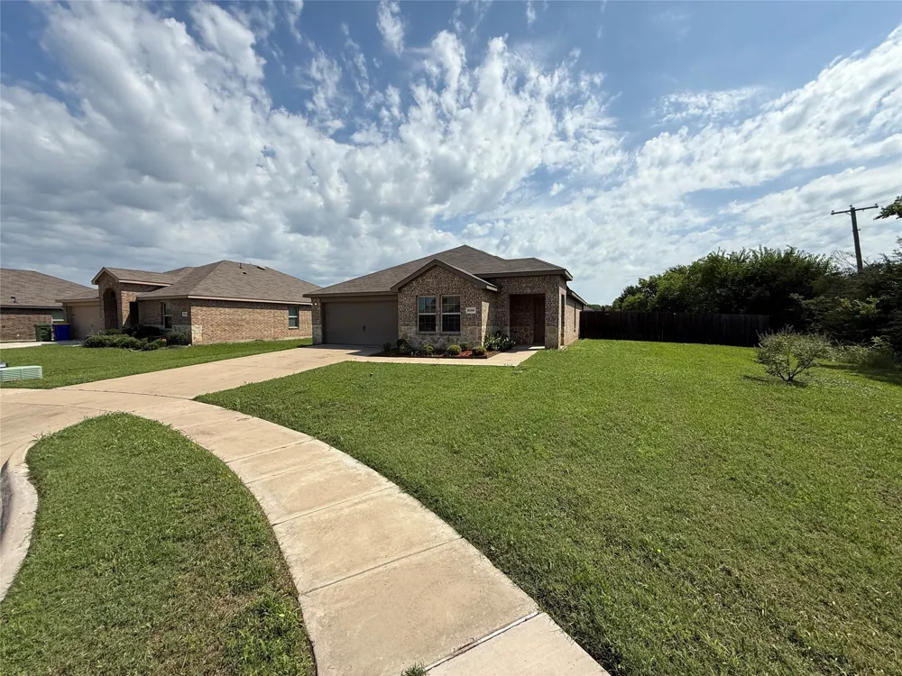 2702 Marotto Way Seagoville, TX 75159