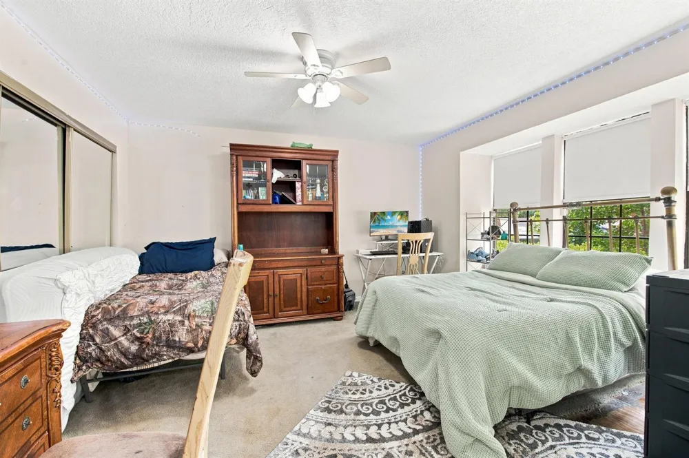 126 WEYBRIDGE CIRCLE #B Royal Palm Beach, FL 33411