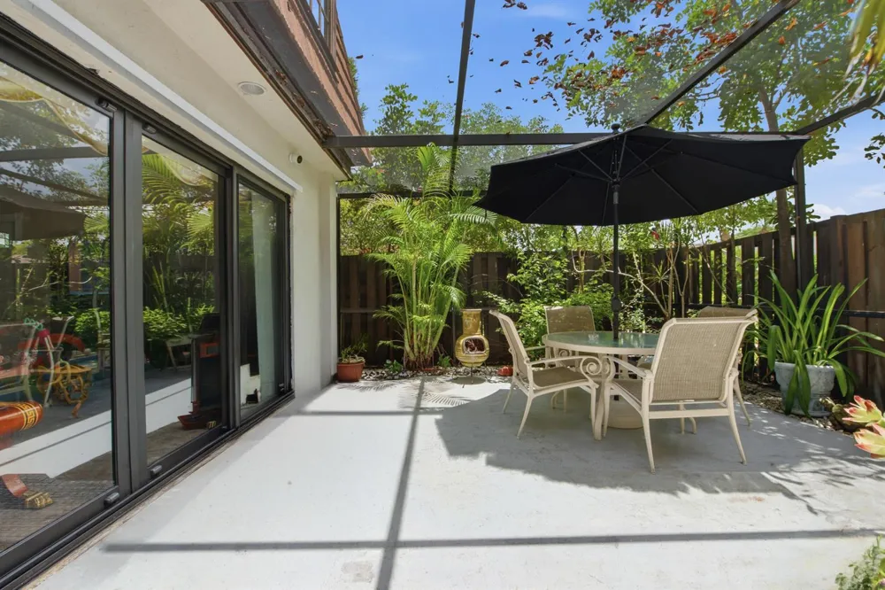 126 WEYBRIDGE CIRCLE #B Royal Palm Beach, FL 33411