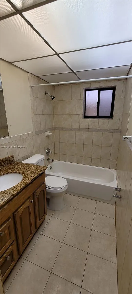 8005 SW 107th Ave #222 Miami, FL 33173