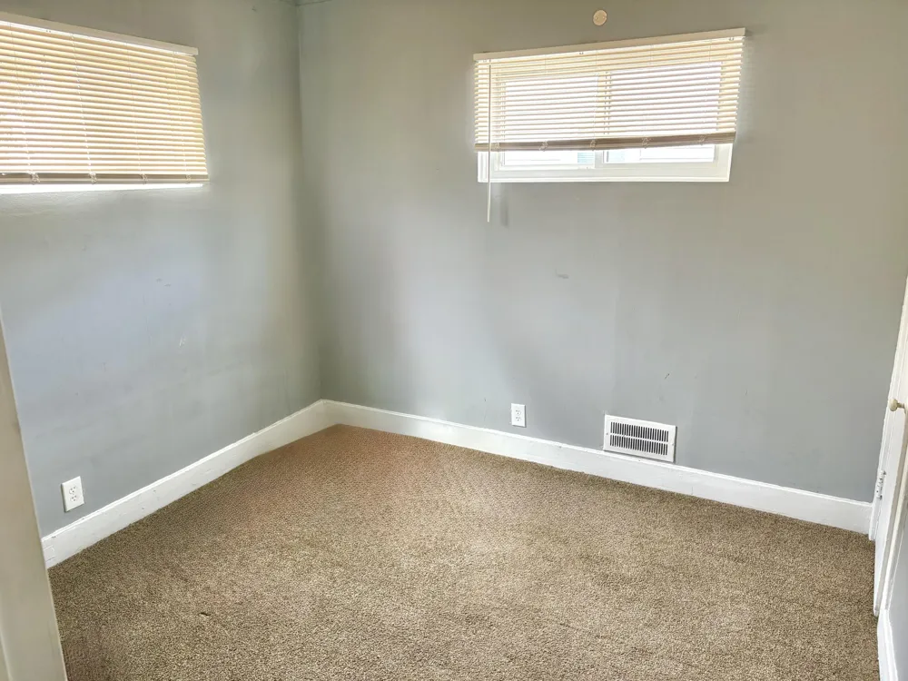 1321 Applewood Avenue Lincoln Park, MI 48146