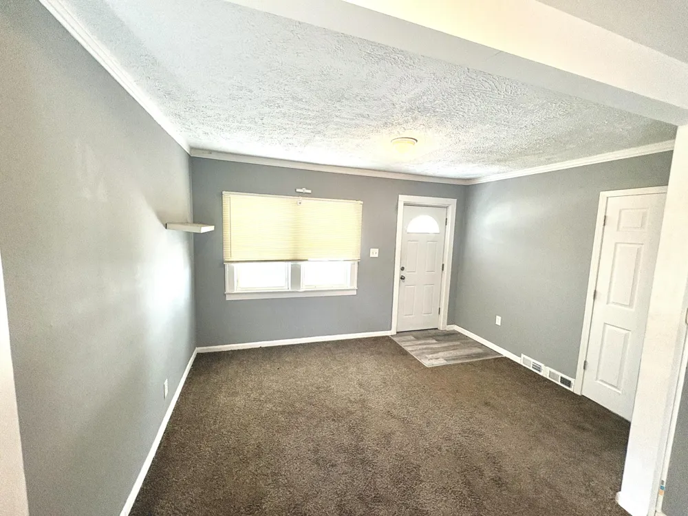 1321 Applewood Avenue Lincoln Park, MI 48146