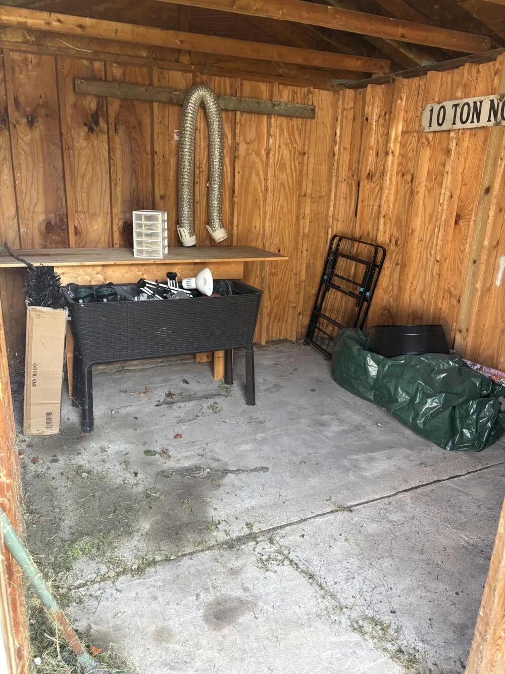 1321 Applewood Avenue Lincoln Park, MI 48146