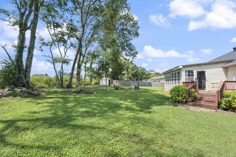 2122 Derrick Rd Chapel Hill, TN 37034