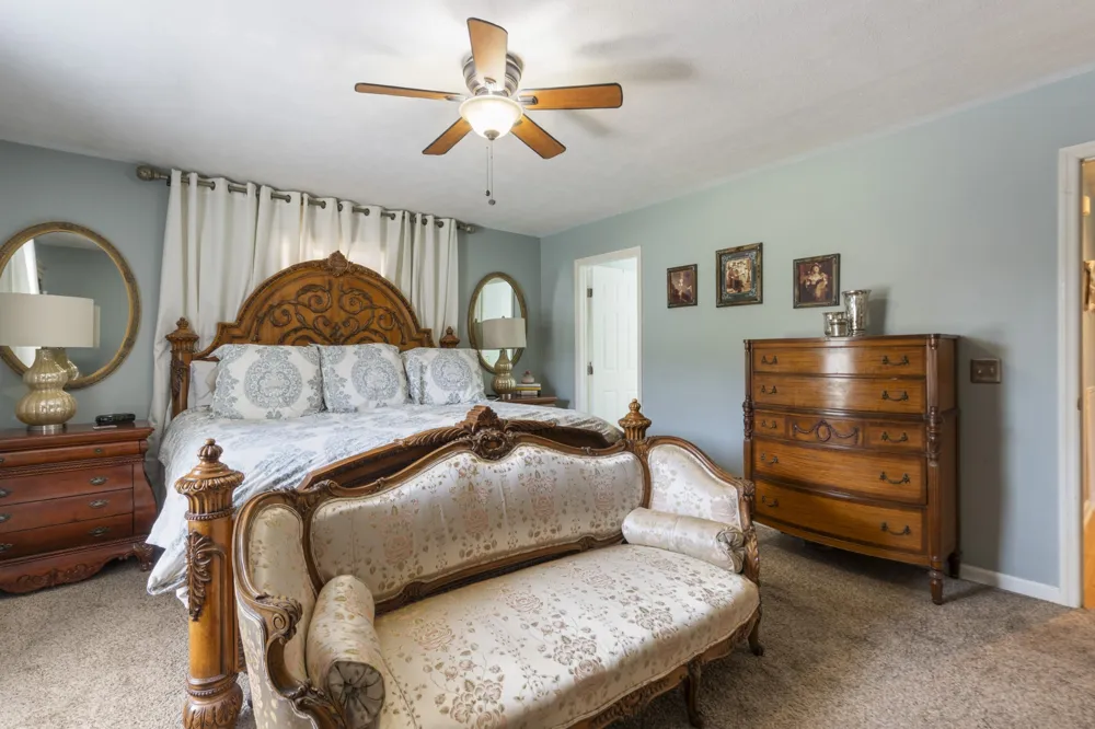 2122 Derrick Rd Chapel Hill, TN 37034