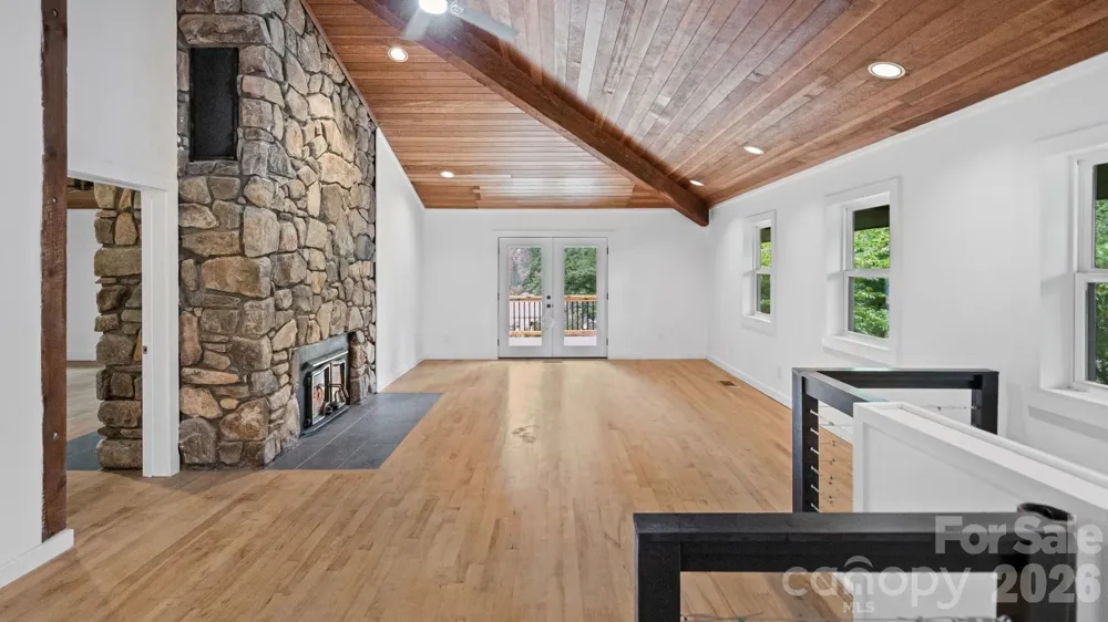 102 FALLS STREET Morganton, NC 28655