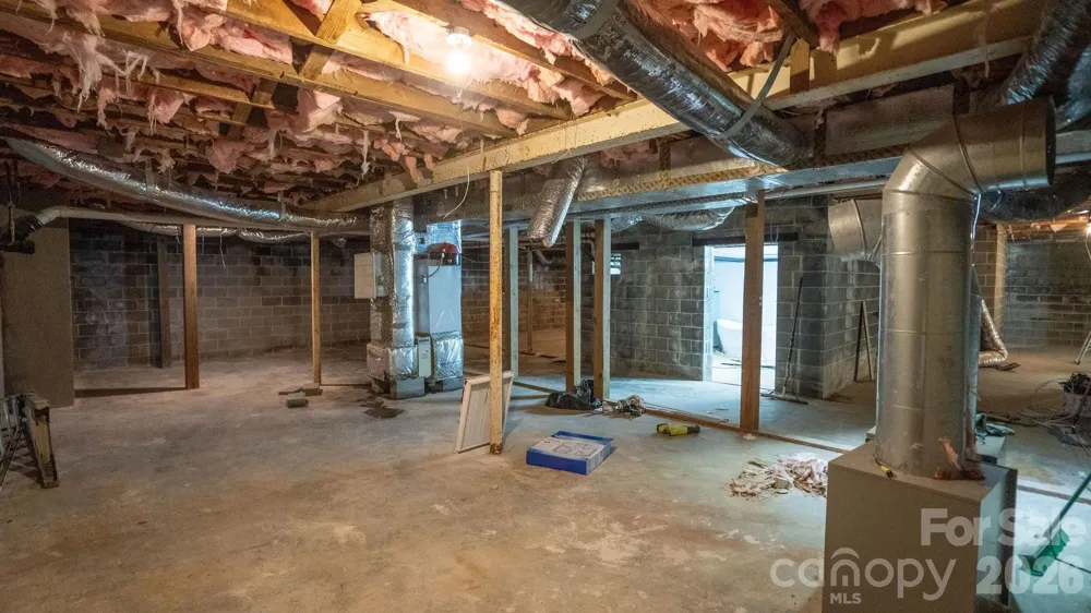 102 FALLS STREET Morganton, NC 28655