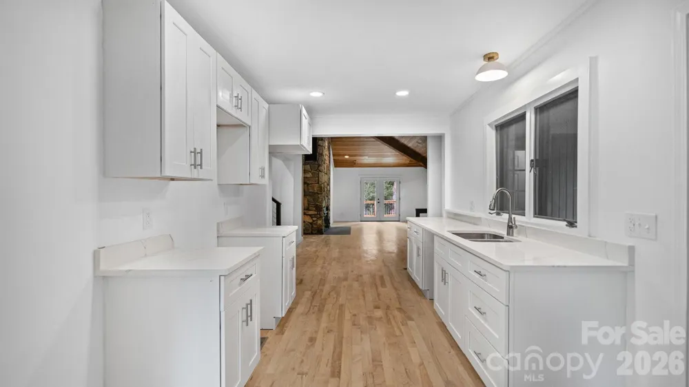 102 FALLS STREET Morganton, NC 28655