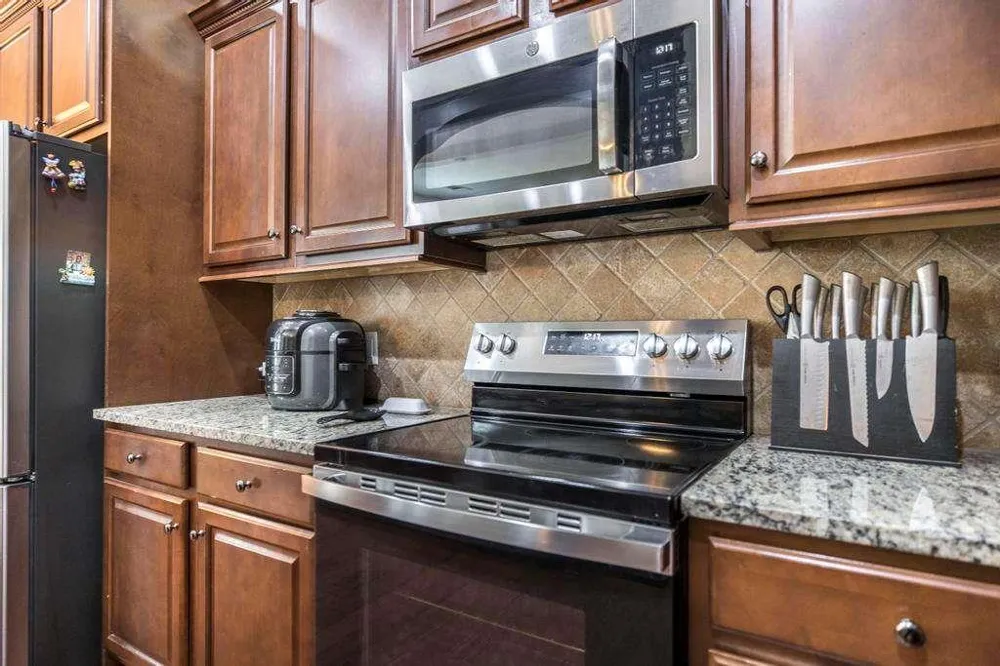 315 Deven Court Warner Robins, GA 31088